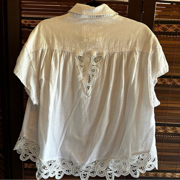 🌟3/$20🌟 American Eagle Oversized Resort Shirt White Size Medium - Picture 3 of 8